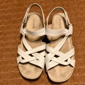 Baretraps EUC Jordyn sandals